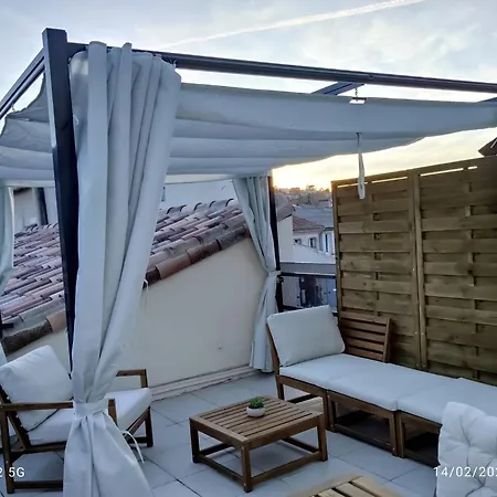 Un Nid Sur Les Toits Avec Terrasse * Apt
